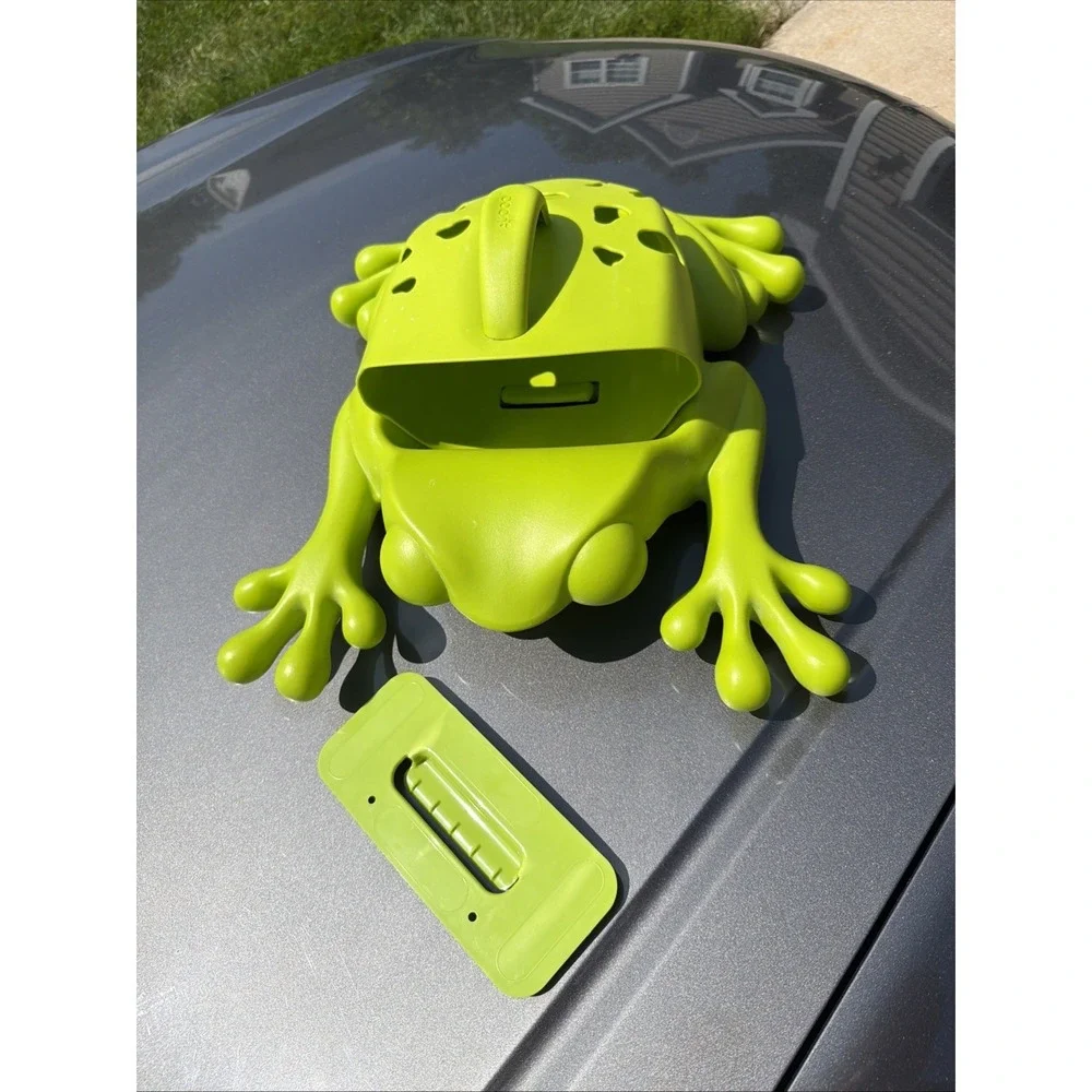Boon Frog Pod Bath Tub Toy Scoop & Storage Holder Caddy Storage Pool Water Green